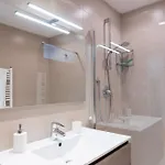 Bellavista Lagoon B By Italian * 拉利奥