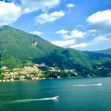 Bellavista Lagoon B By Italian * 拉利奥