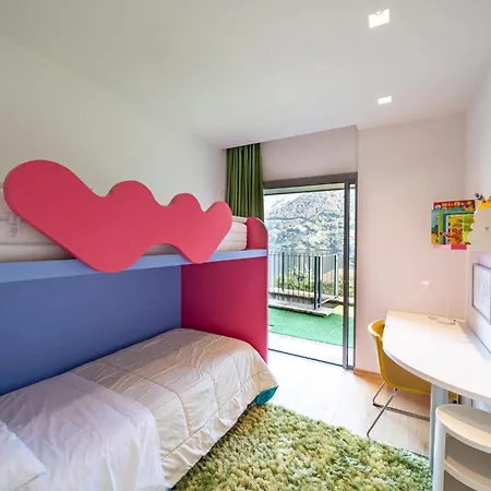 Bellavista Lagoon B By Italian